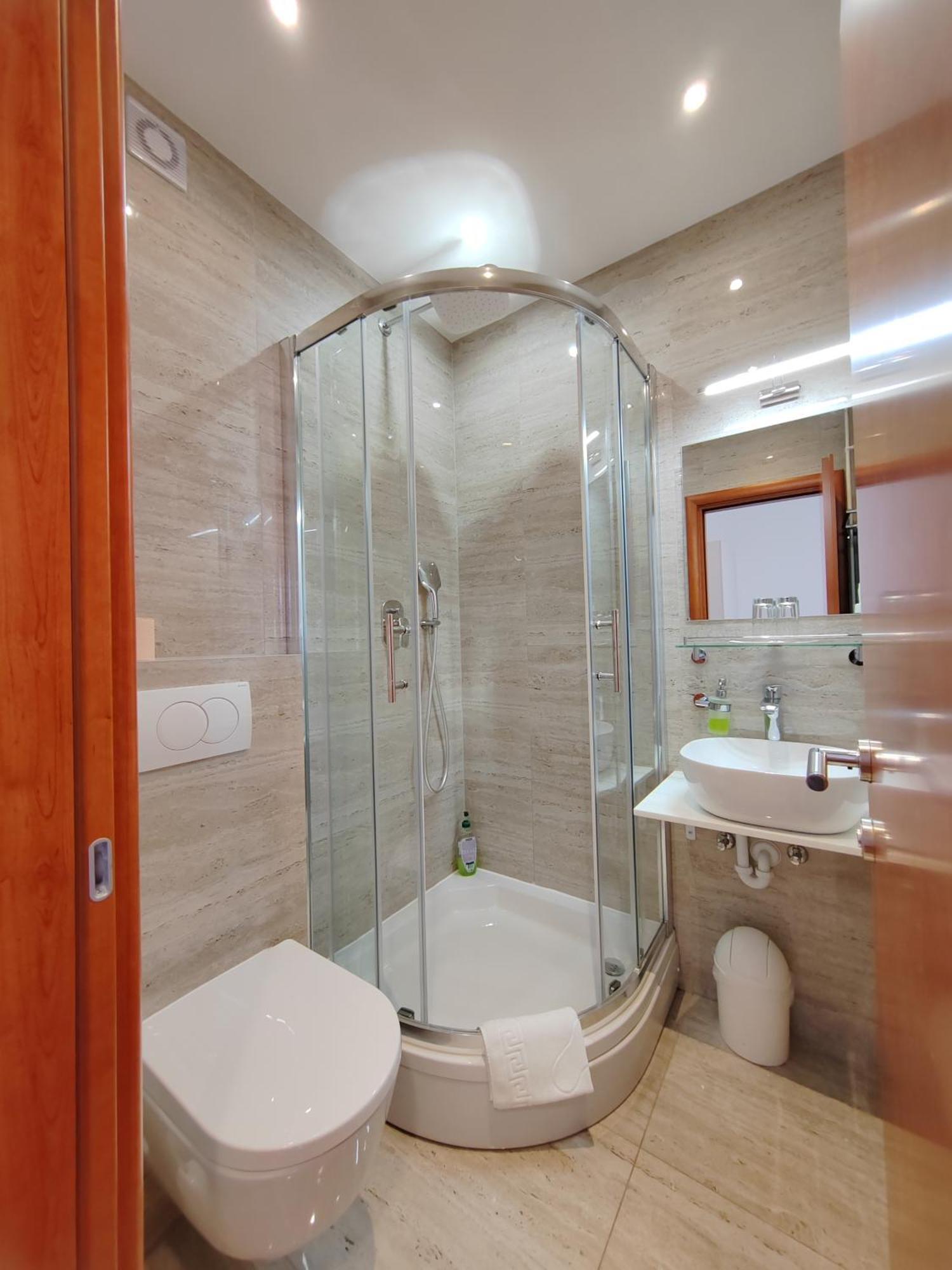 Rooms Lidija Загреб Екстериор снимка
